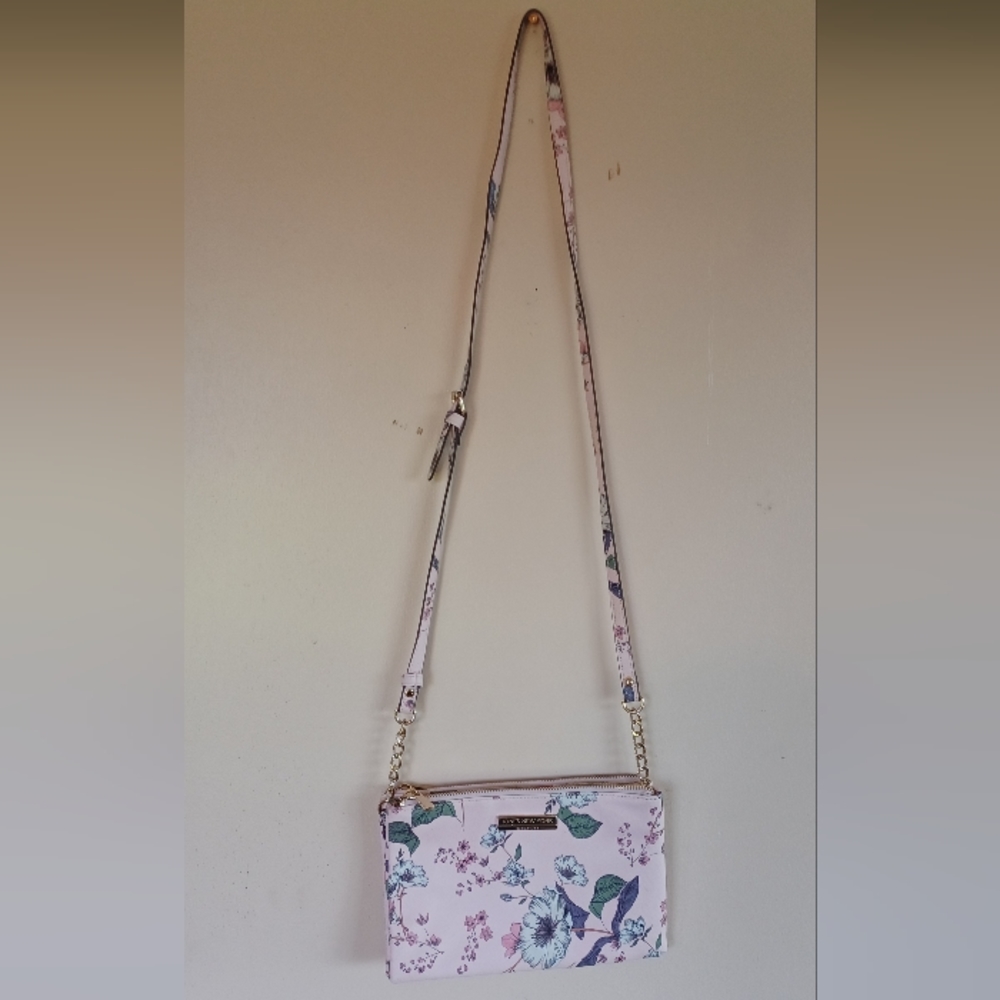 Jones New York Floral purse